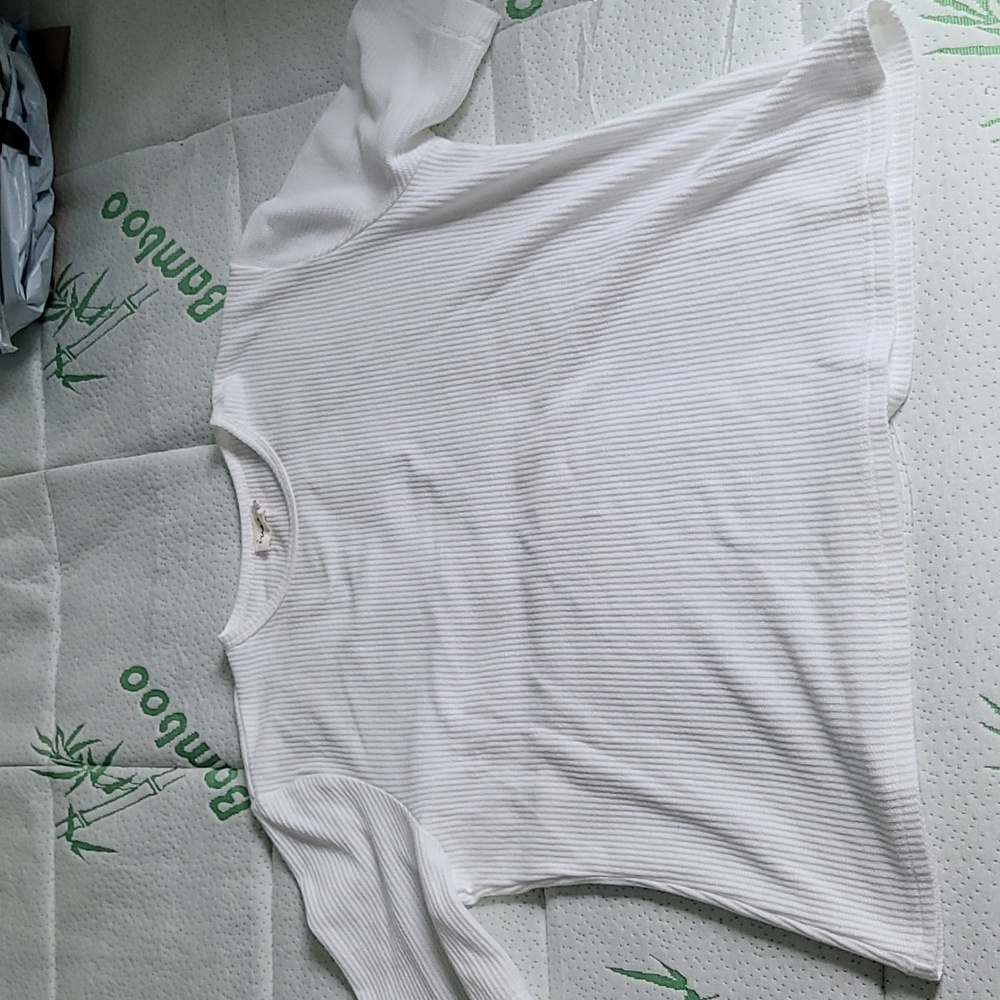 Ivee - White Ribbed Women's Top - Picture 3 of 4